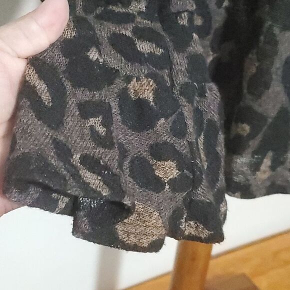 Fantastic Fawn Animal Print Long Sleeve Top - Picture 5 of 6